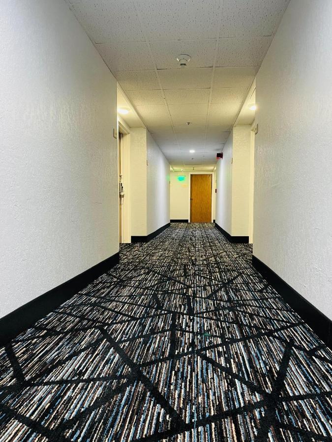 New Victorian Inn & Suites Ομάχα Εξωτερικό φωτογραφία
