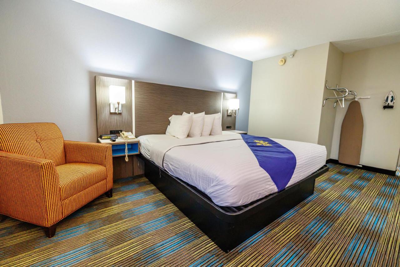 New Victorian Inn & Suites Ομάχα Εξωτερικό φωτογραφία