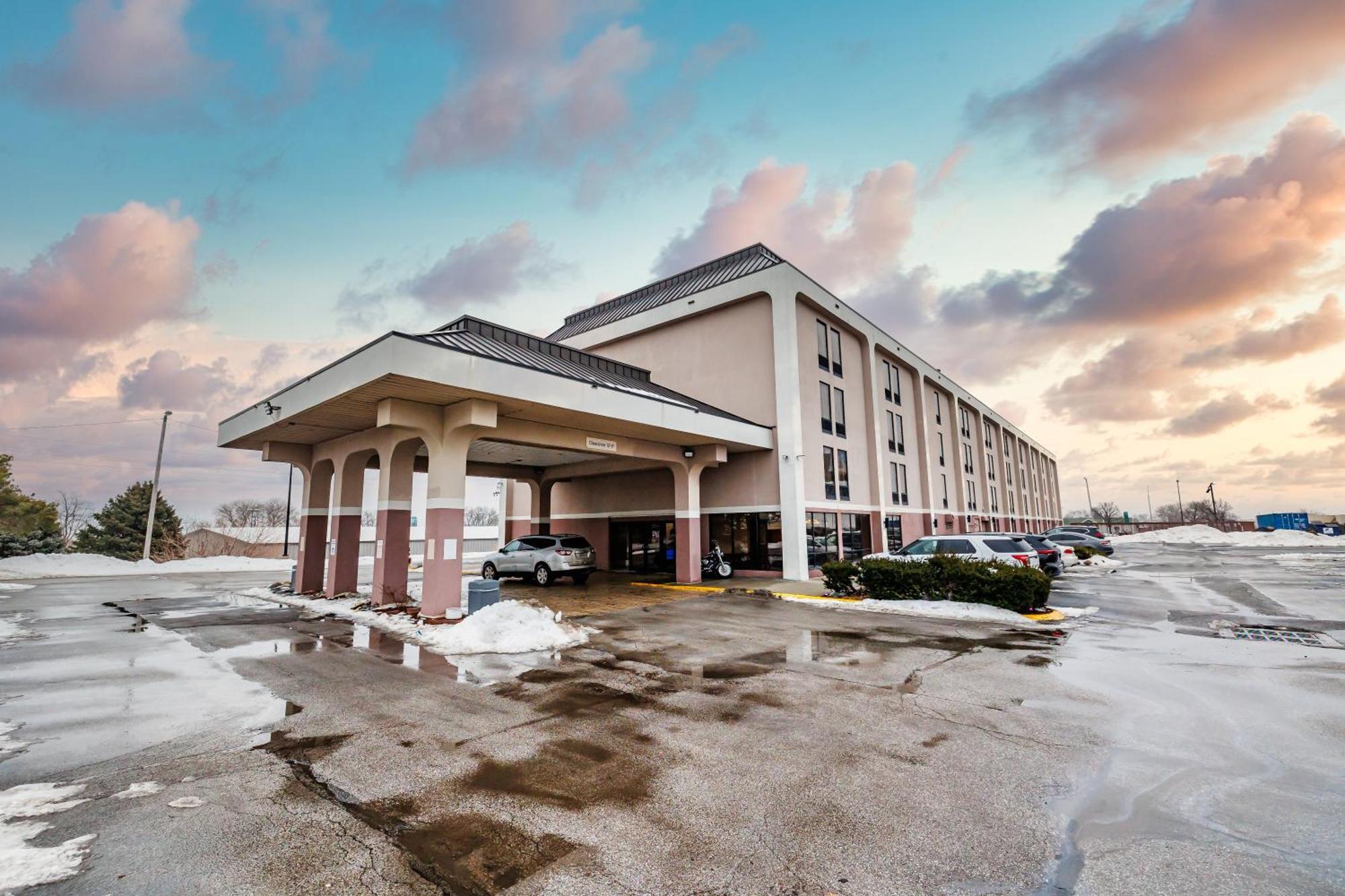 New Victorian Inn & Suites Ομάχα Εξωτερικό φωτογραφία