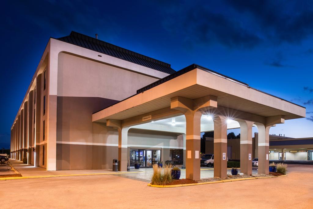 New Victorian Inn & Suites Ομάχα Εξωτερικό φωτογραφία